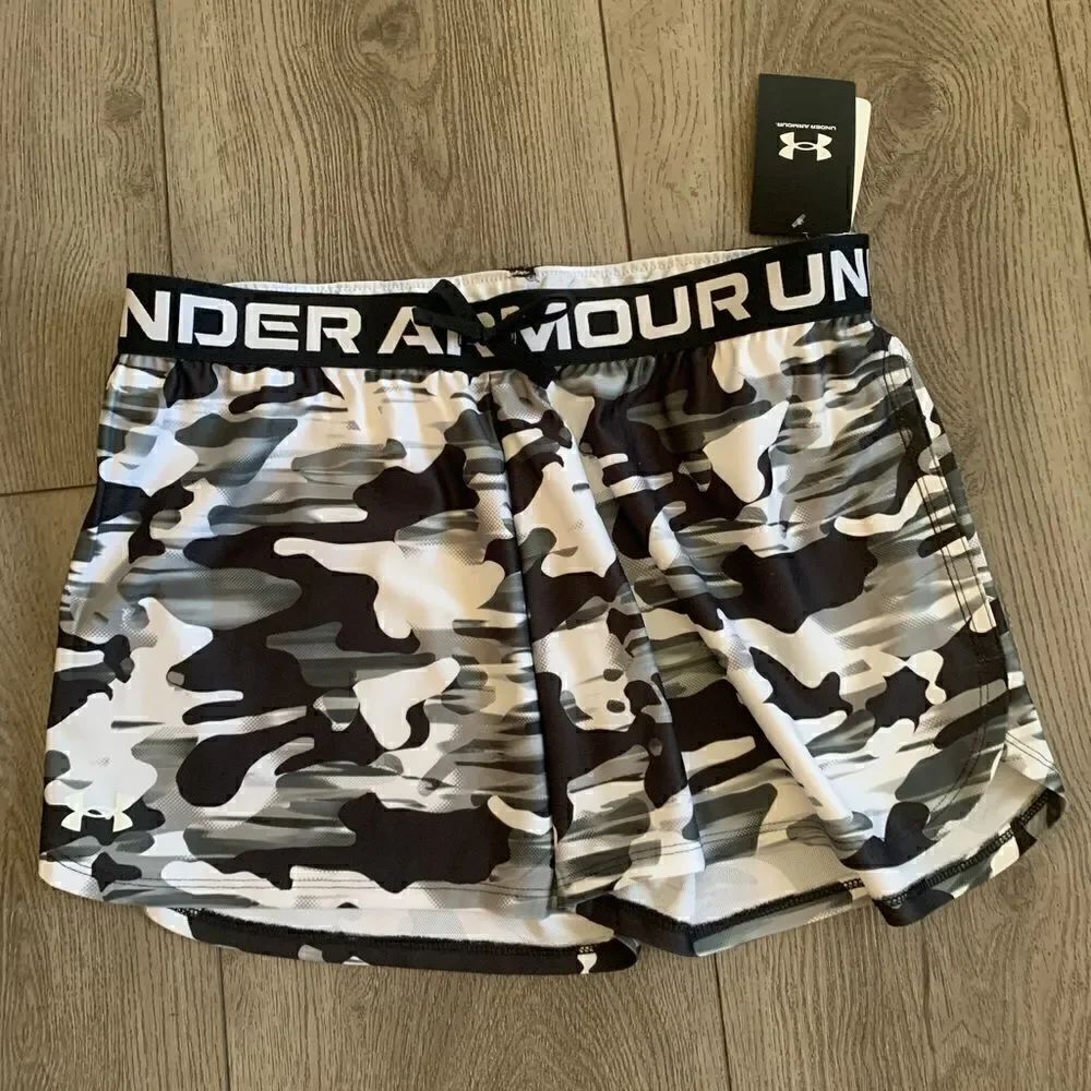 Under Armour Youth girls size YXL NWT play up printed shorts